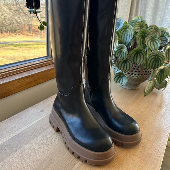 Alias Mae Australia Donni Lug Sole Black Leather Boots - Picture 2 of 16